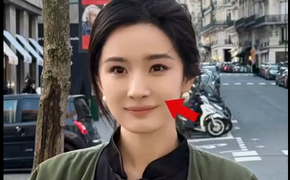 女明星都有法令紋，為什么不顯老？