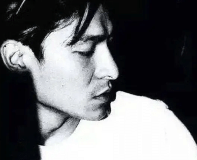 按摩可以矯正鷹鉤鼻嗎?不手術(shù)怎么矯正鷹鉤鼻?