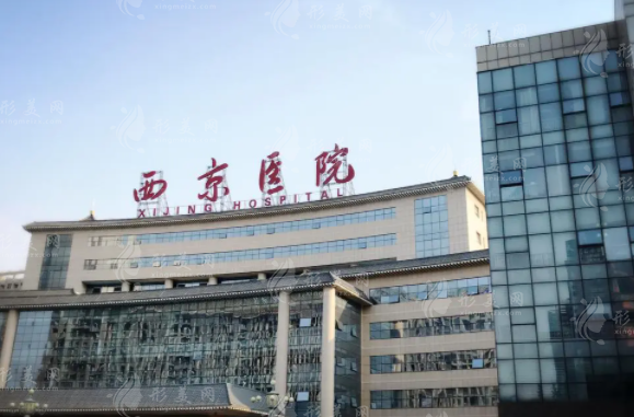 西京醫(yī)院做縮胸手術(shù)多少錢(qián)？實(shí)力派醫(yī)生、案例、價(jià)格明細(xì)揭秘