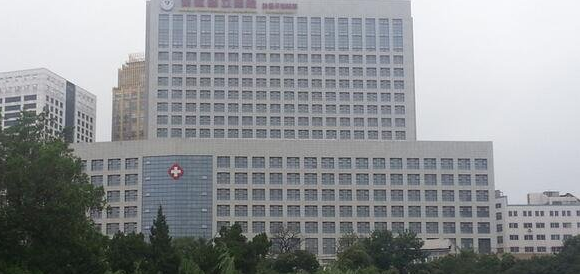 安徽省立醫(yī)院整形外科胸部整形價格表