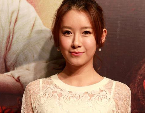 張子萱整形對比照 跟陳赫奉子成婚“辣媽”誕生 實現(xiàn)事業(yè)愛情雙豐 - 珍美網(wǎng)