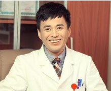 喬愛軍和任學(xué)會做脂肪填充哪個好？