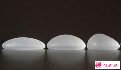 隆胸假體取出有危害嗎