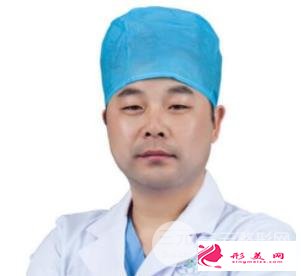 杭州碧蓮盛植發(fā)醫(yī)生劉舉利