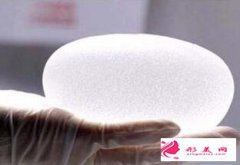 假體隆胸后幾個(gè)月恢復(fù)自然