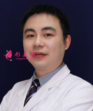 北京哪家隆鼻好？我找藝星仇侃敏做了隆鼻后的效果圖