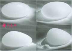 假體隆胸的費(fèi)用貴不貴？