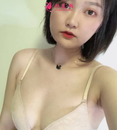 王志強院長為我做的自體脂肪隆胸手術(shù)前