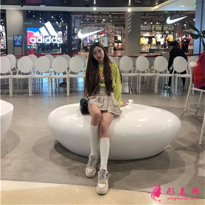 成都水動力吸脂瘦大腿術后效果對比