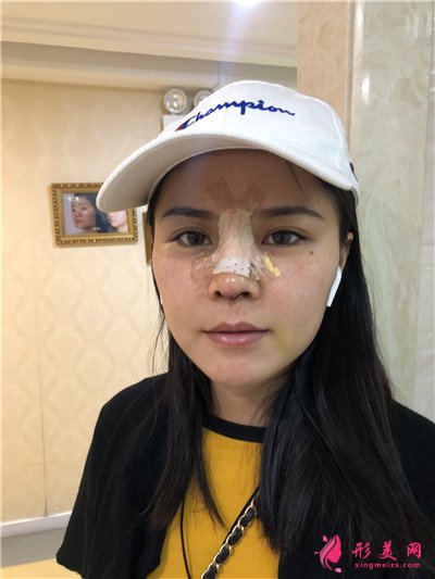 83358b35b39b-audio.jpg 83358b35b39b-audio.jpg