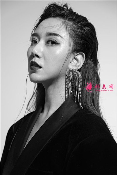 9864360d69a8-audio.jpg