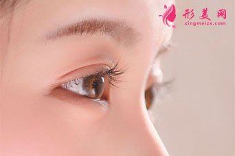 埋線雙眼皮后什么時(shí)候可以化妝