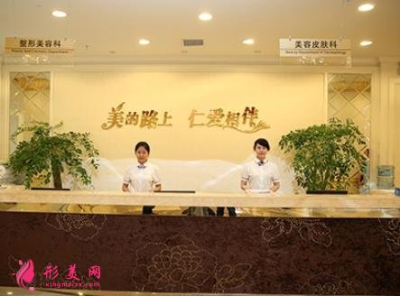 上海顴骨內推哪家好？美聯(lián)臣、華美入圍！整形價格全面查