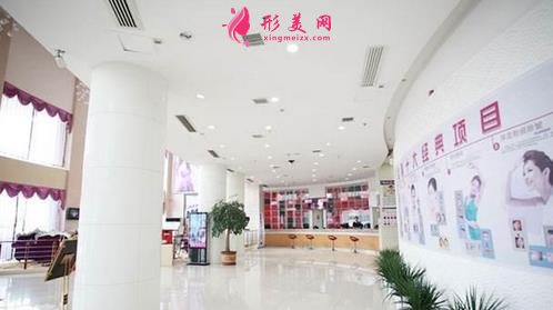 重慶整形隆胸哪家好？價格表及新橋、愛麗、佳美名次查看