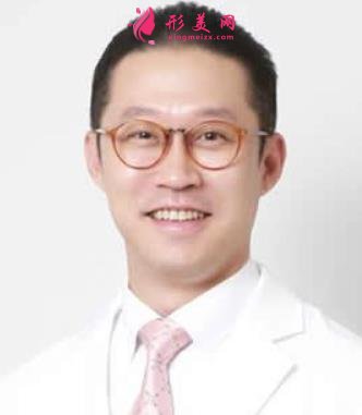國內(nèi)磨骨好的醫(yī)生排名榜揭曉！何晉龍、崔榮達(dá)等價格表查詢