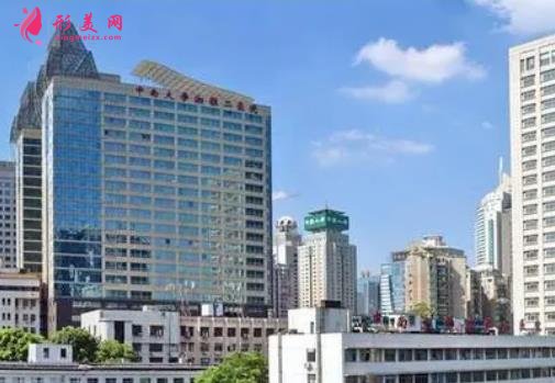 長(zhǎng)沙市整形醫(yī)院排名前十（公立私立）名單出爐了！含了全新價(jià)格費(fèi)用表對(duì)比