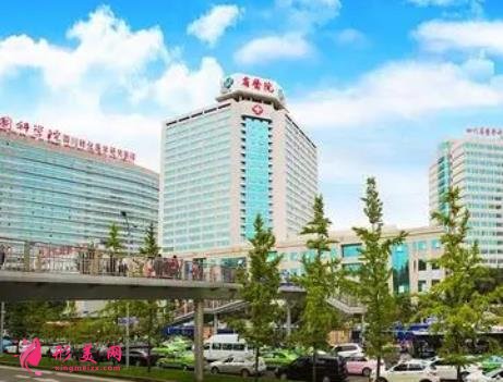 成都三甲整形醫(yī)院排名榜！華西、西區(qū)、省人民醫(yī)院蟬聯(lián)前五強(qiáng)_含人氣價(jià)格表