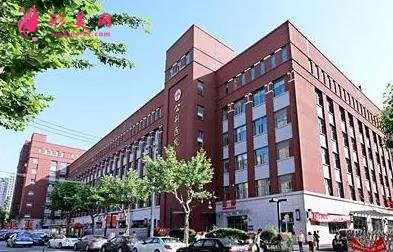 上海醫(yī)院口腔科排名前四權(quán)威發(fā)布！2021牙齒矯正（正畸）價格費用免費查詢